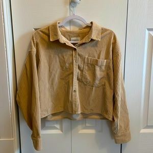 AMERICAN EAGLE cropped corduroy shirt